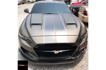 Rocket Bunny マスタング　ボディー Ford Mustang Installed Rocket Bunny Bodykit Conversion