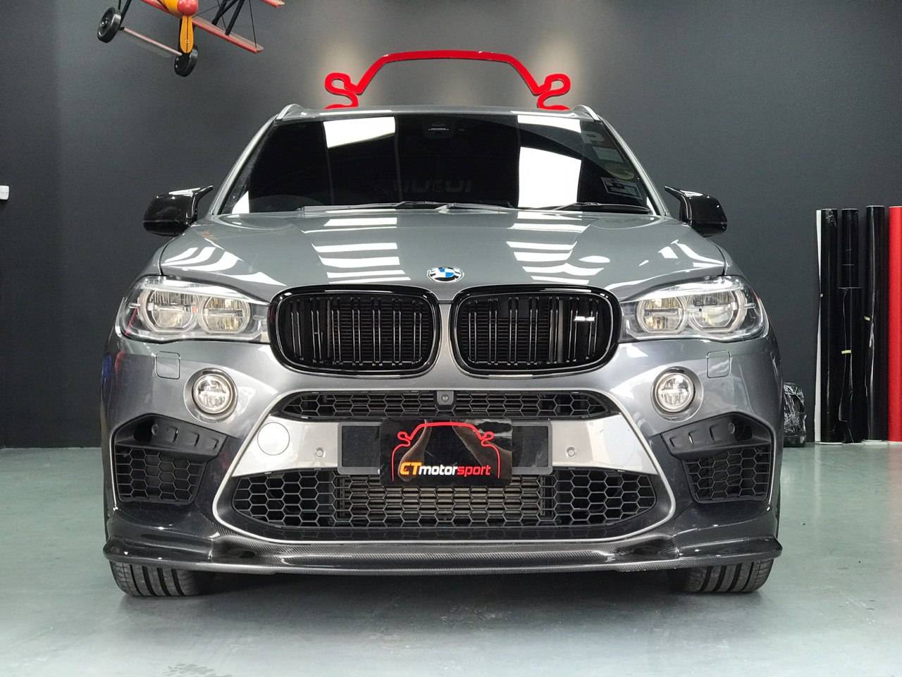 BMW F15 X5 Installed Double Fin Front Grille