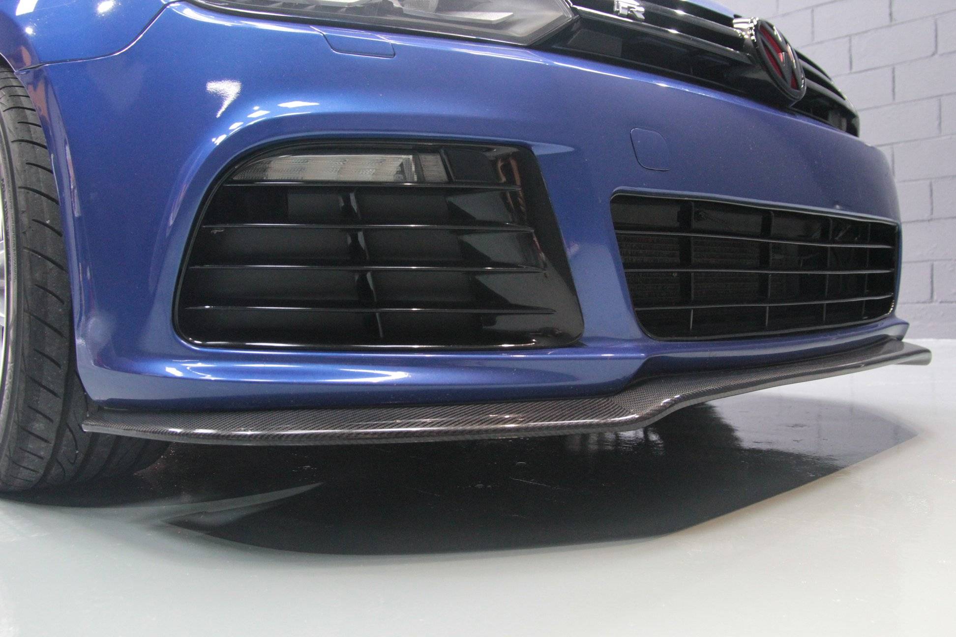 Volkswagen Golf MK6 Installed Carbon Fiber Front Lip R20 Kit