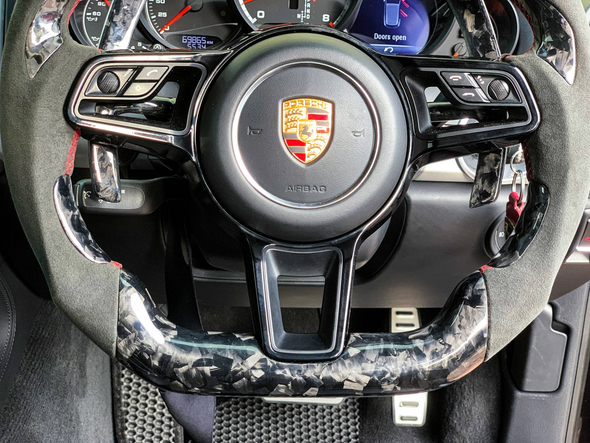 Porsche Cayenne Turbo Installed Carbon Steering With RPM