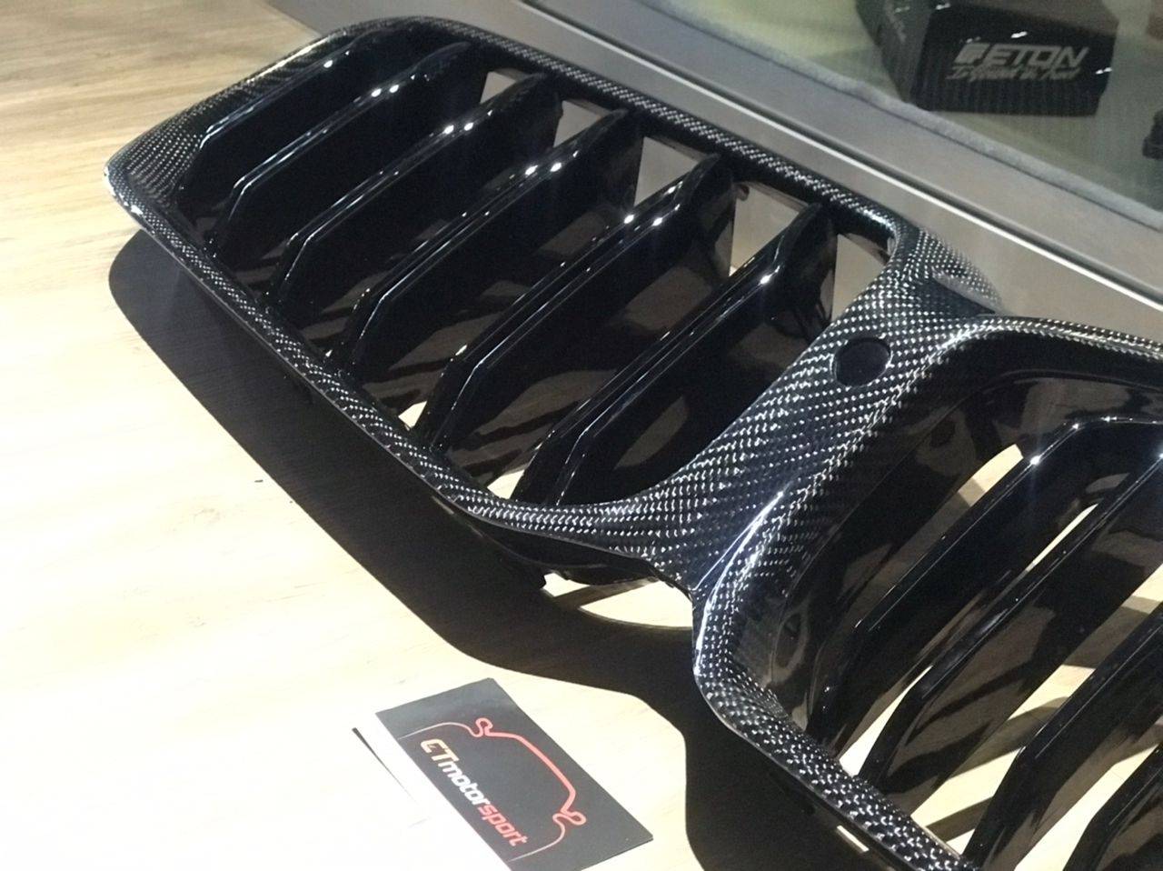 BMW G30 F90 LCI M5 Front Grille Carbon Fiber