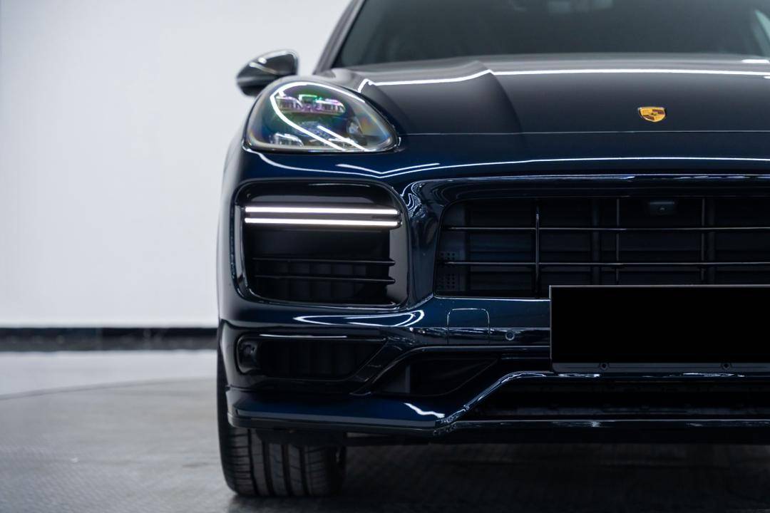 Porsche Cayenne 9YO Coupe convert SD Style Bodykit