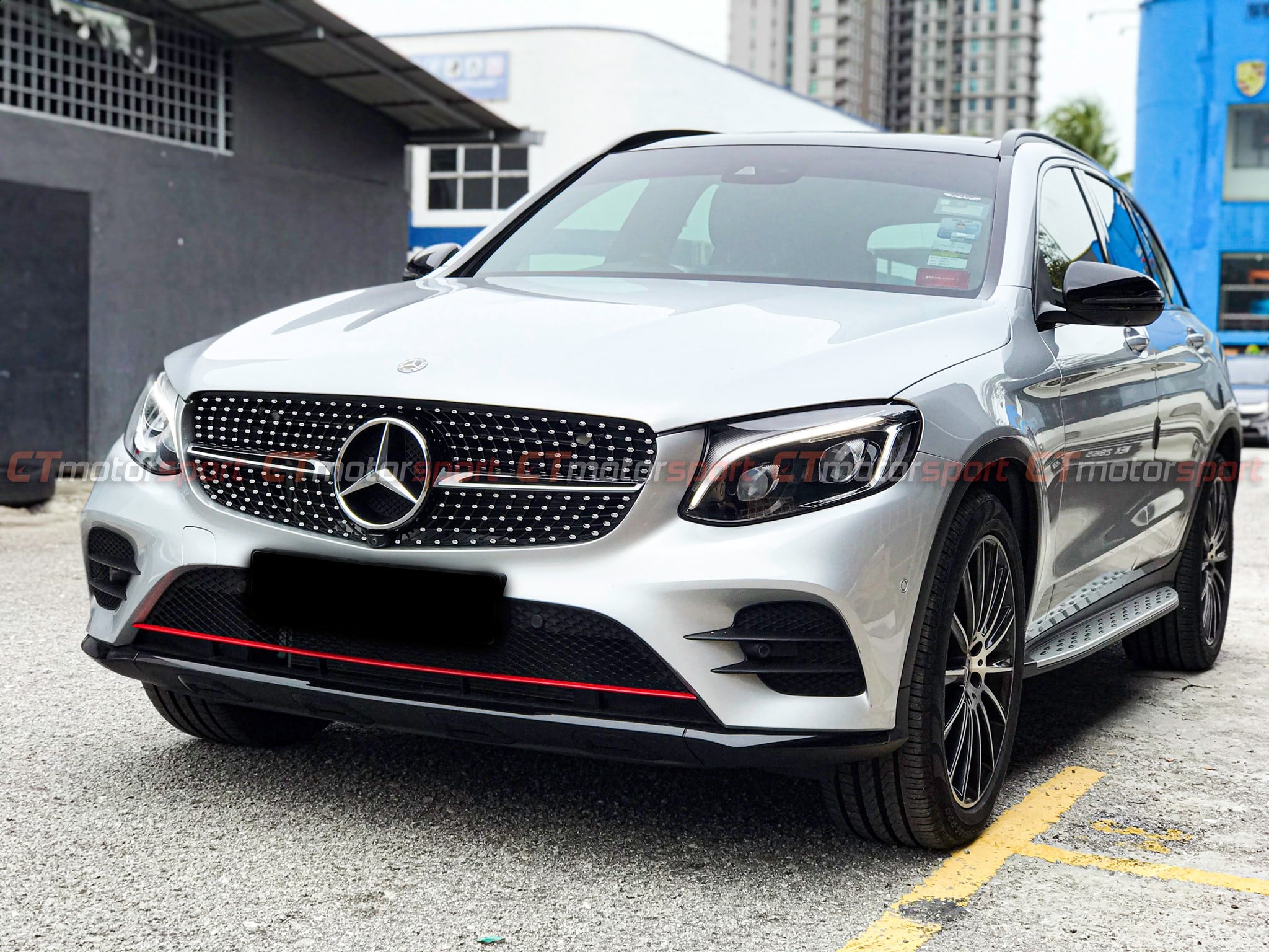 Mercedes Benz GLC X253 Front Grill Diamond Style