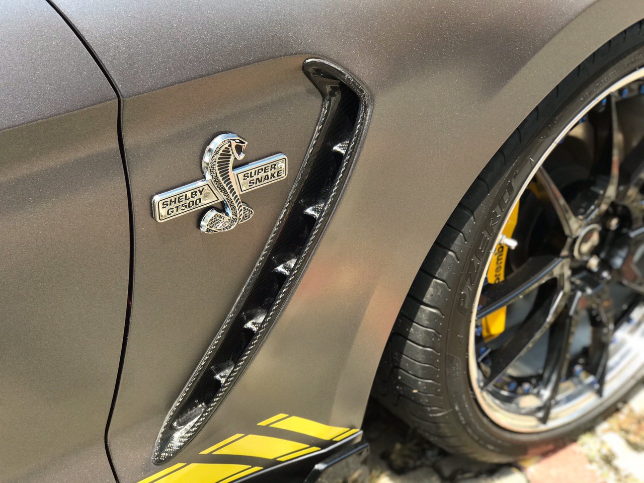 Ford Mustang 2.3 /5.0 Installed GT350 Carbon Side Fender Air Vent