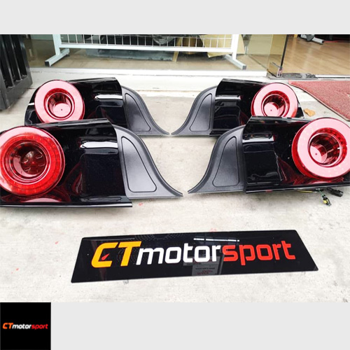 Ford Mustang Pre-Facelift Tail Lamp Convert Style Ferrari Inspired