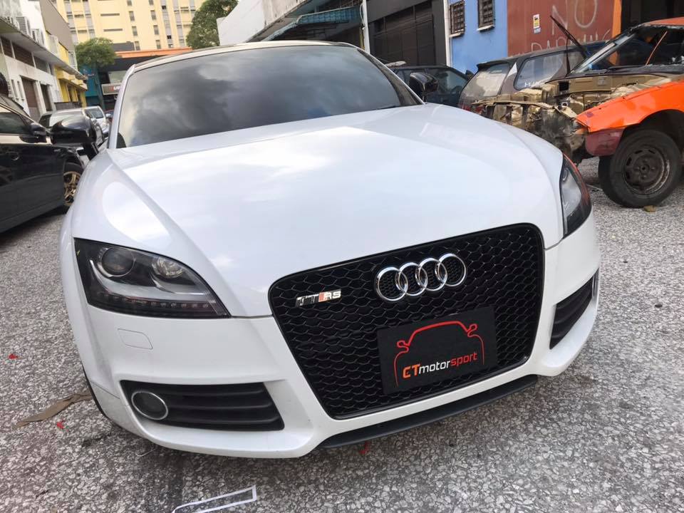 Audi TT MK2 Front Grill TT RS Conversion