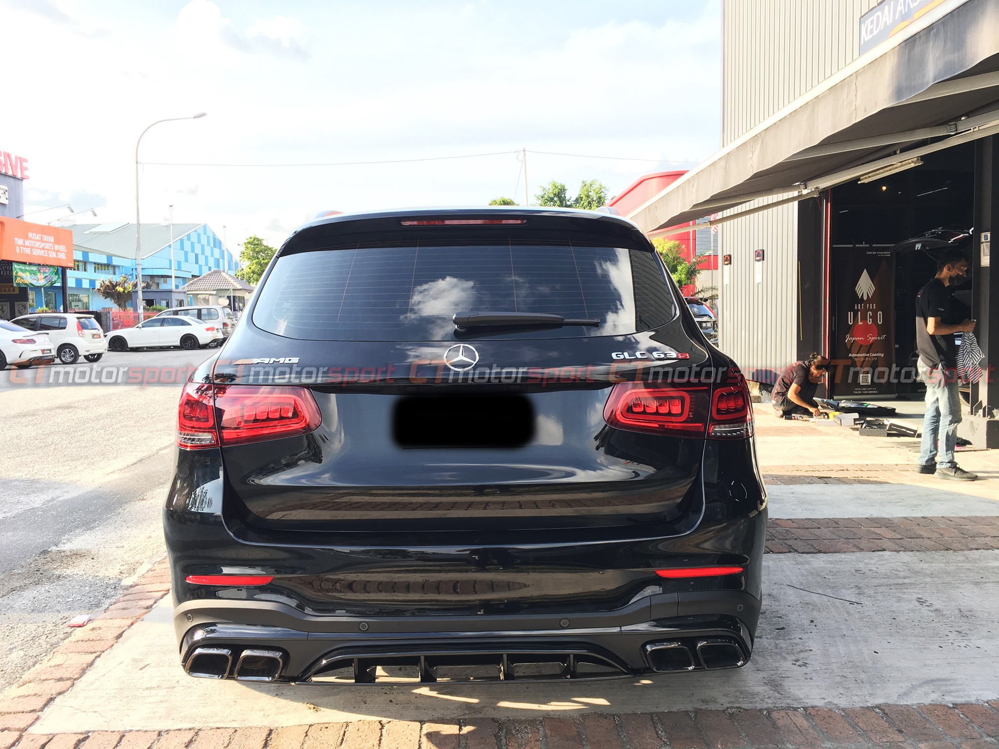 Mercedes Benz GLC SUV X253 Installed GLC63 Rear Diffuser