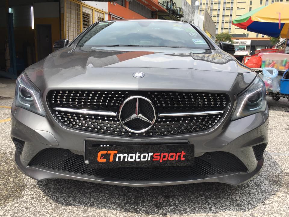 Mercedes-Benz CLA CLA45 W117 Installed Diamond Style Front Grill