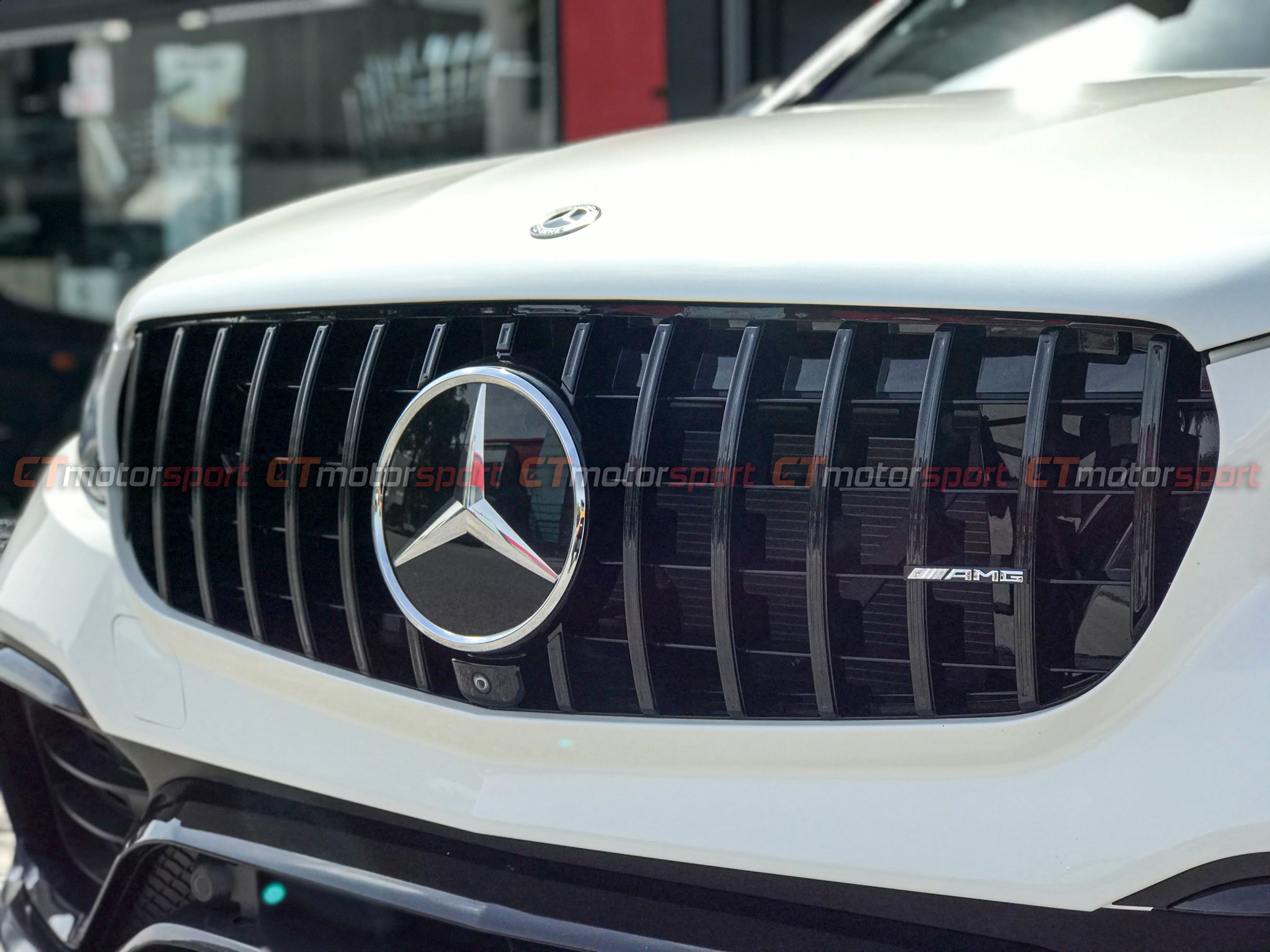 Mercedes Benz GLC [Prefacelift] Installed GT Style Front Grill