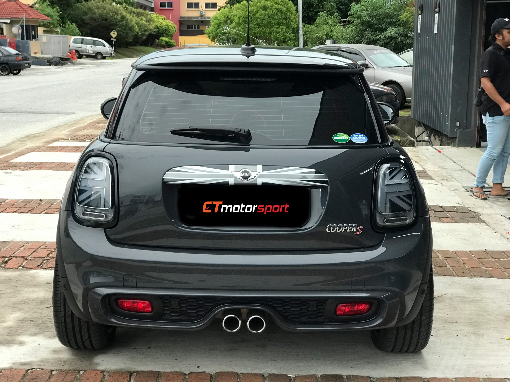 MINI Cooper / Cooper S F55 F56 Installed Grey Jack Rear Tail Lamp