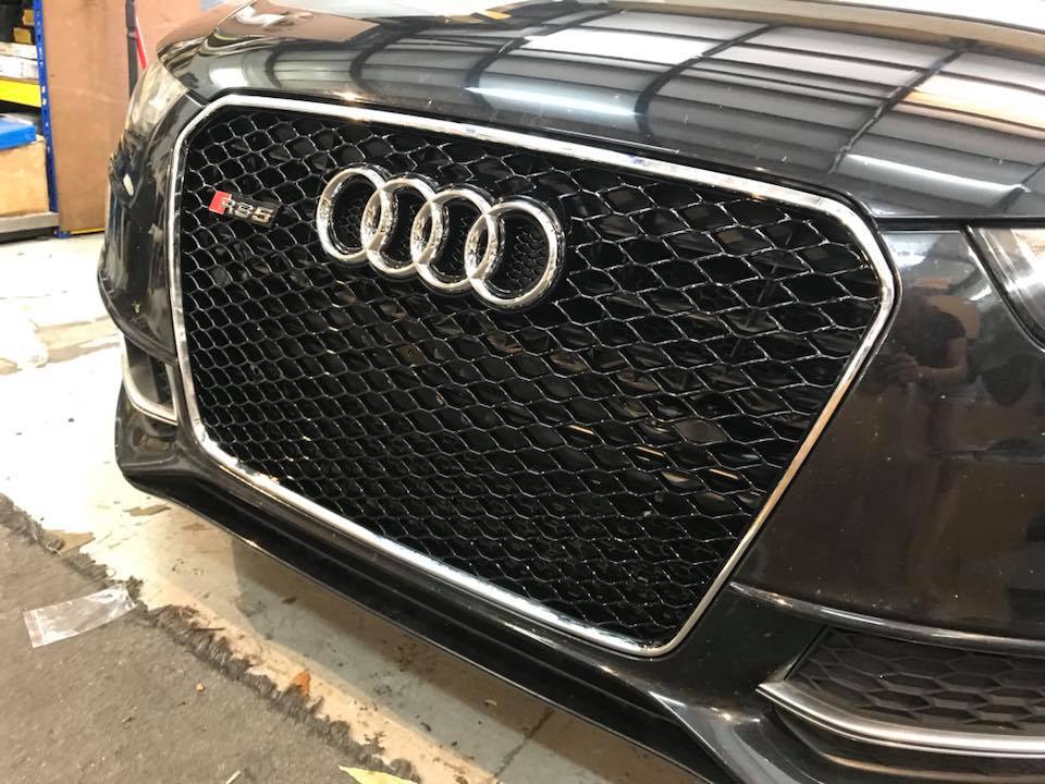 Audi A5 S5 B8.5 RS5 Front Grill with Lining Chrome