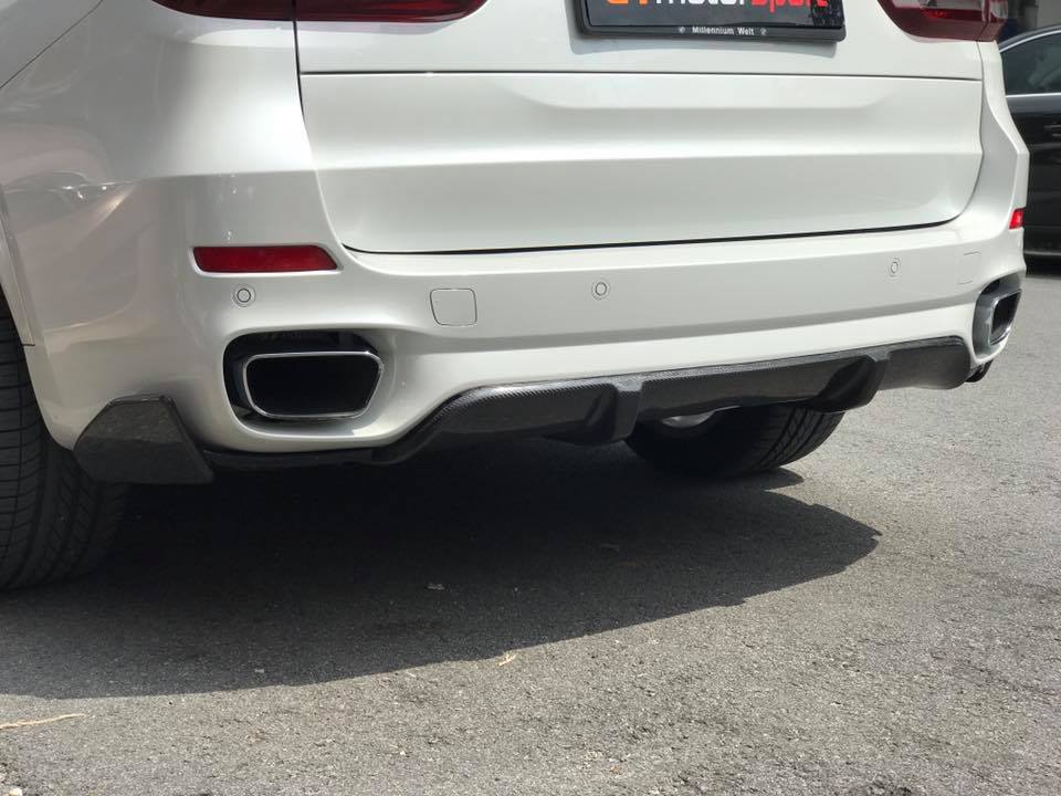 BMW F15 X5 Installed M-Performance Carbon Kit