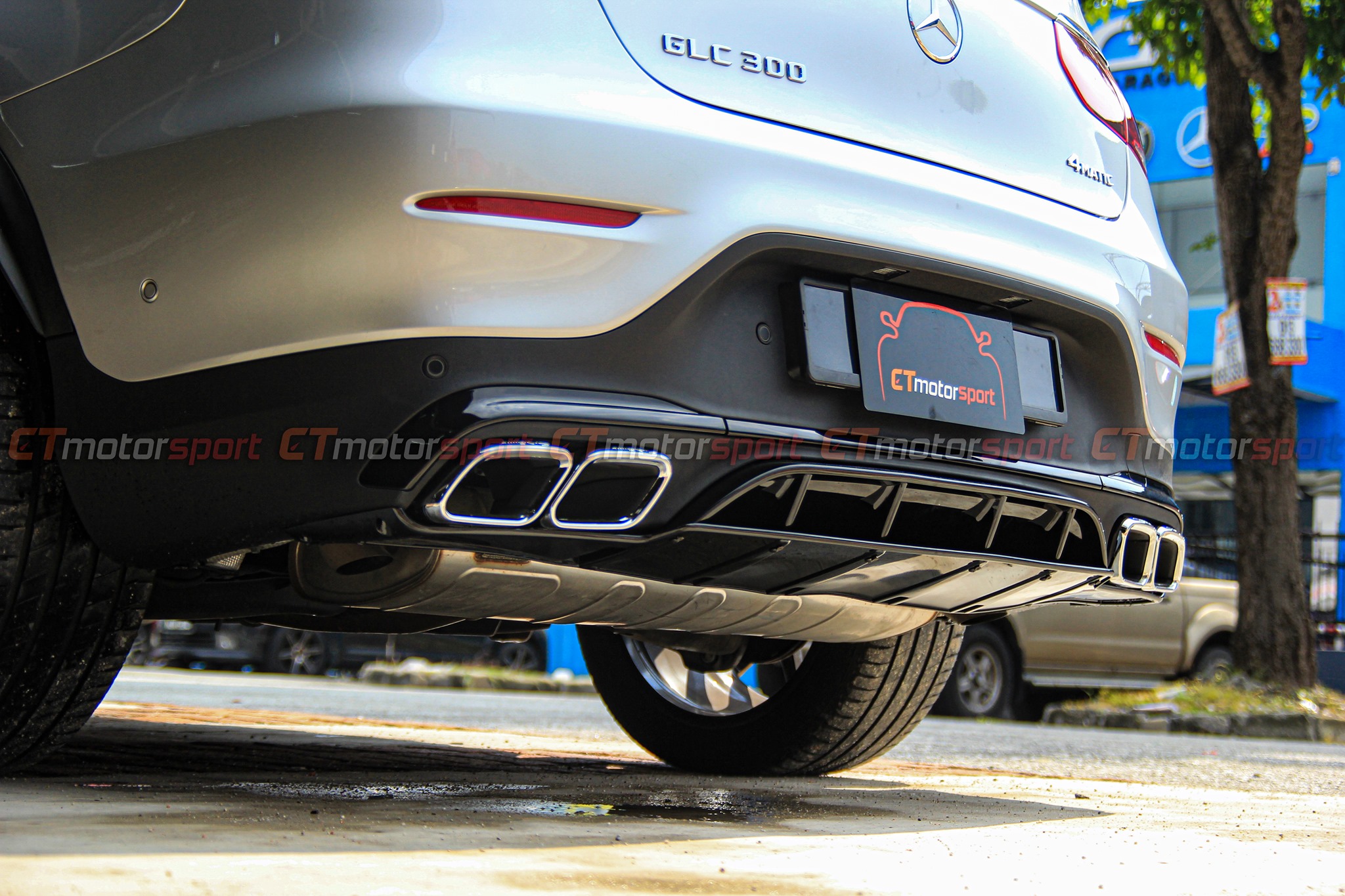 Mercedes-Benz GLC X253 Installed AMG Chrome Tailpipe For GLC63 Diffuser