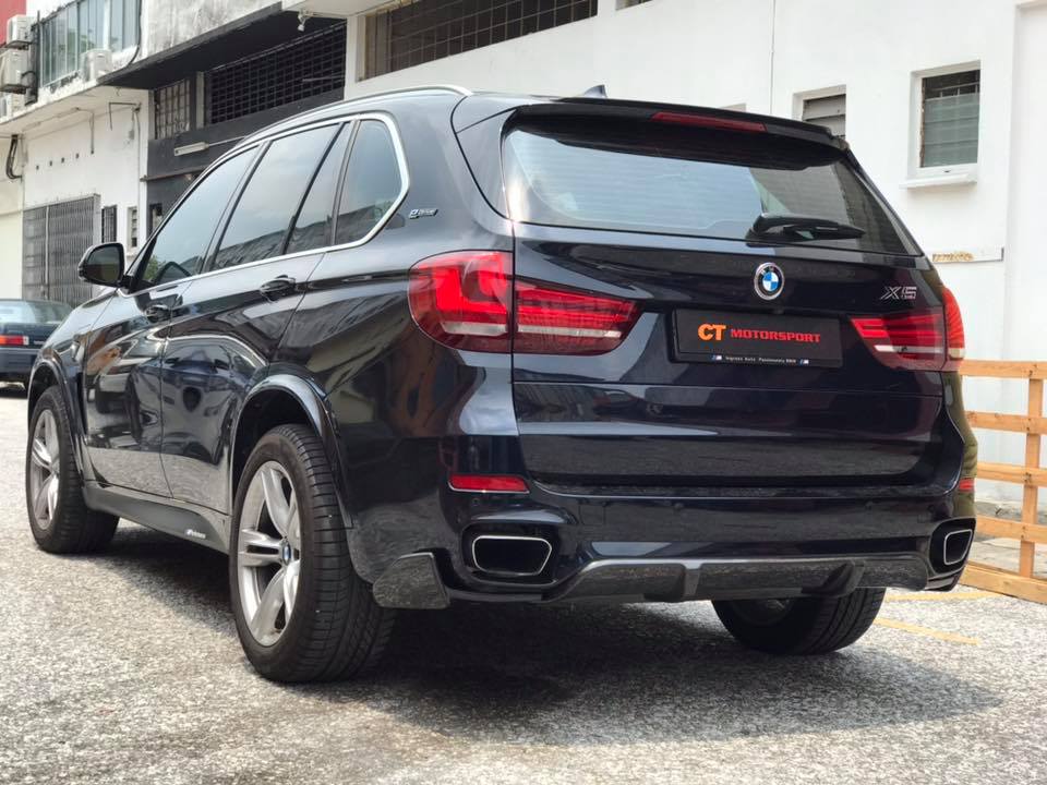 BMW F15 X5 Installed M-Performance Carbon Rear Diffuser