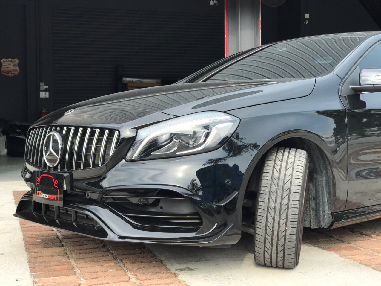 Mercedes Benz A-Class W176 Installed Airduct Front Bumper