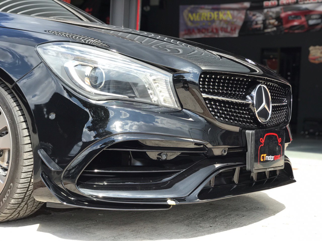 Mercedes Benz CLA CLA45 W117 Installed Airduct Facelift 