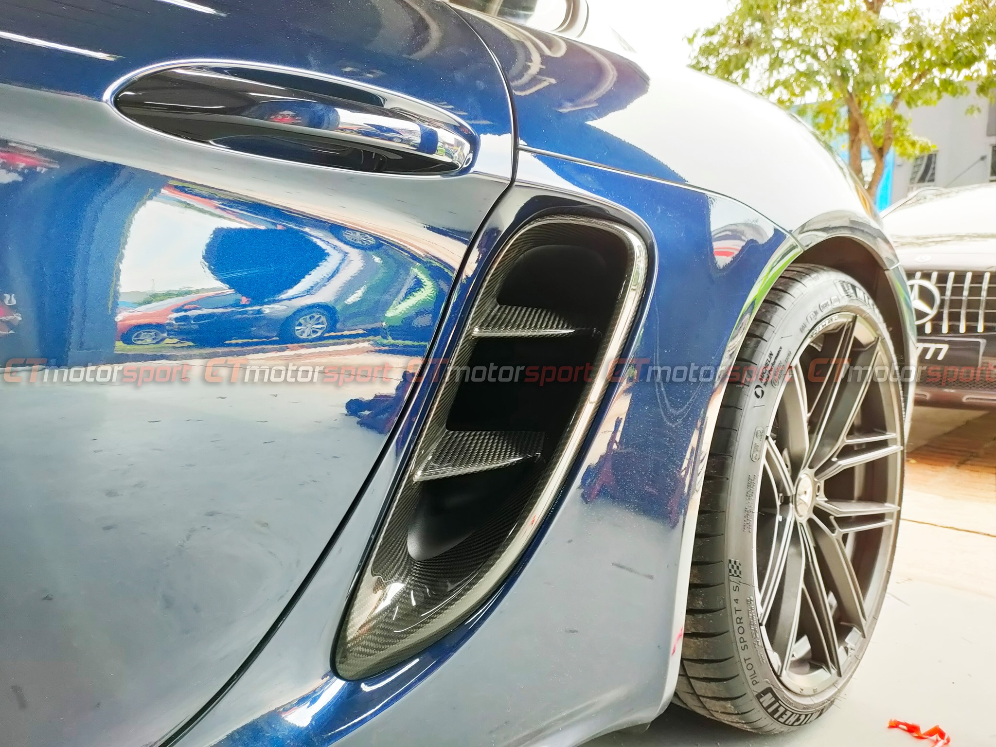 Porsche Cayman 718 Carbon Fiber Side Air Vent Cover