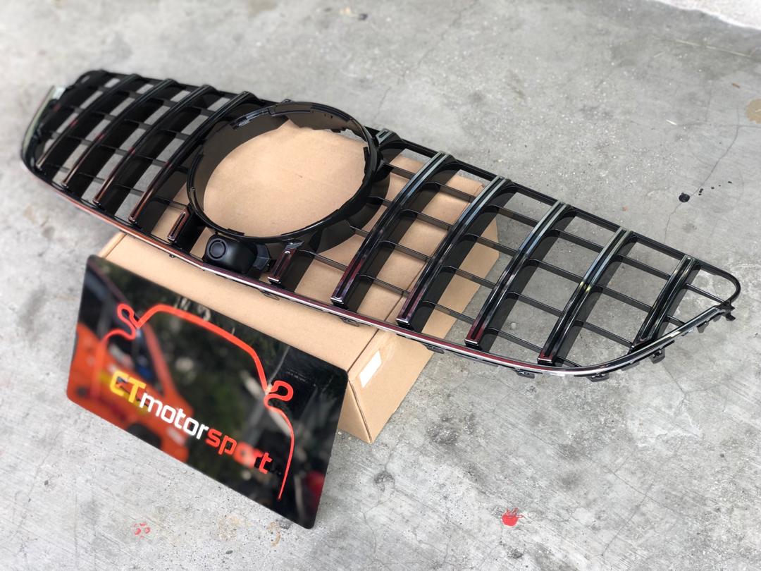 Mercedes Benz E-Class Coupe W207 Installed GT Front Grill 