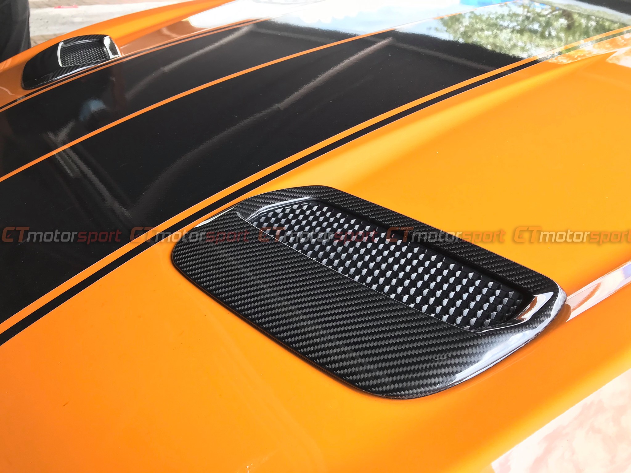 Ford Mustang 2.3 / 5.0 Installed Front Hood Air Scoop Carbon Fiber