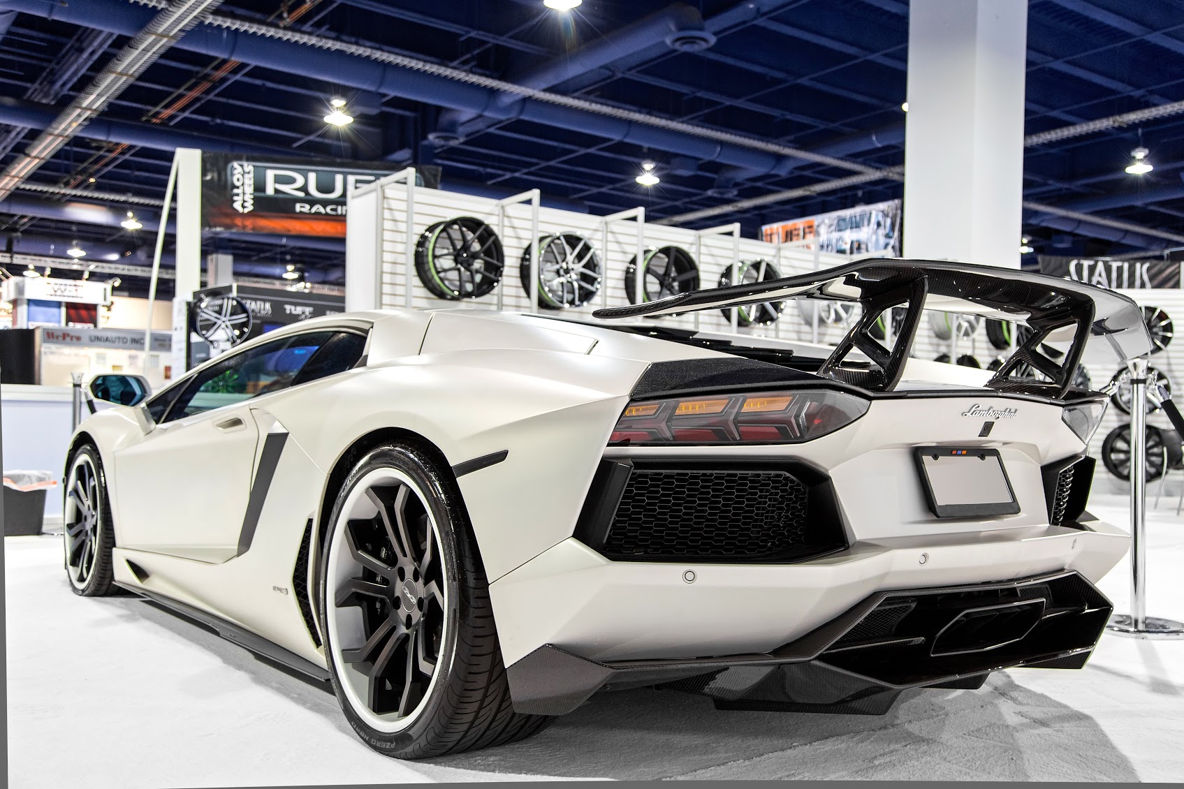 Lamborghini Aventador LP-700 DMC Carbon Rear Spoiler