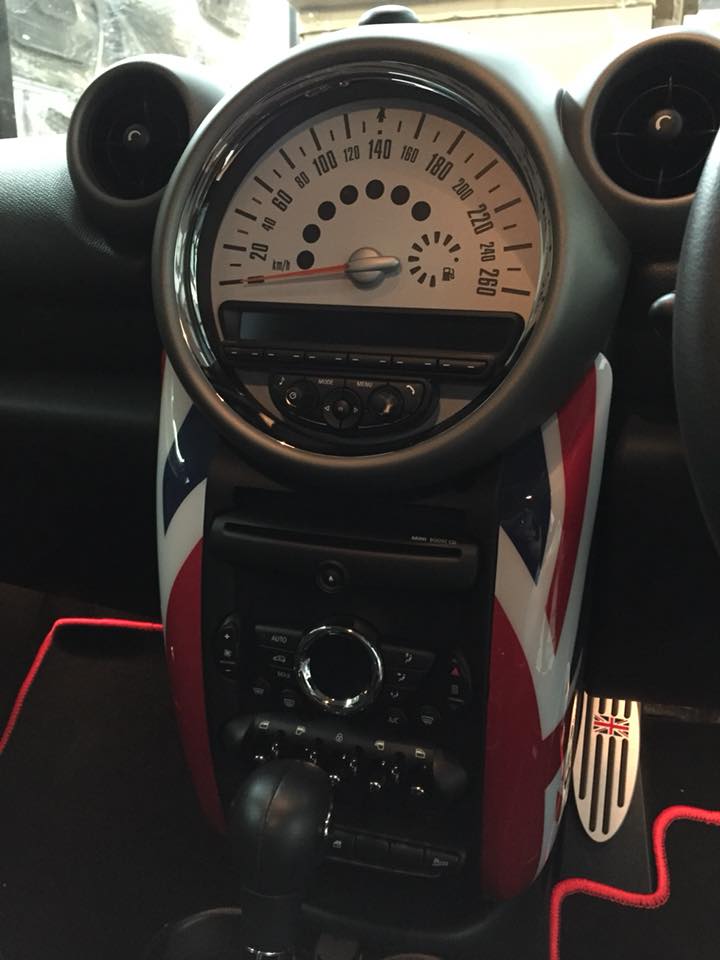 MINI Countryman R60 Installed Union Jack Centre Console Cover
