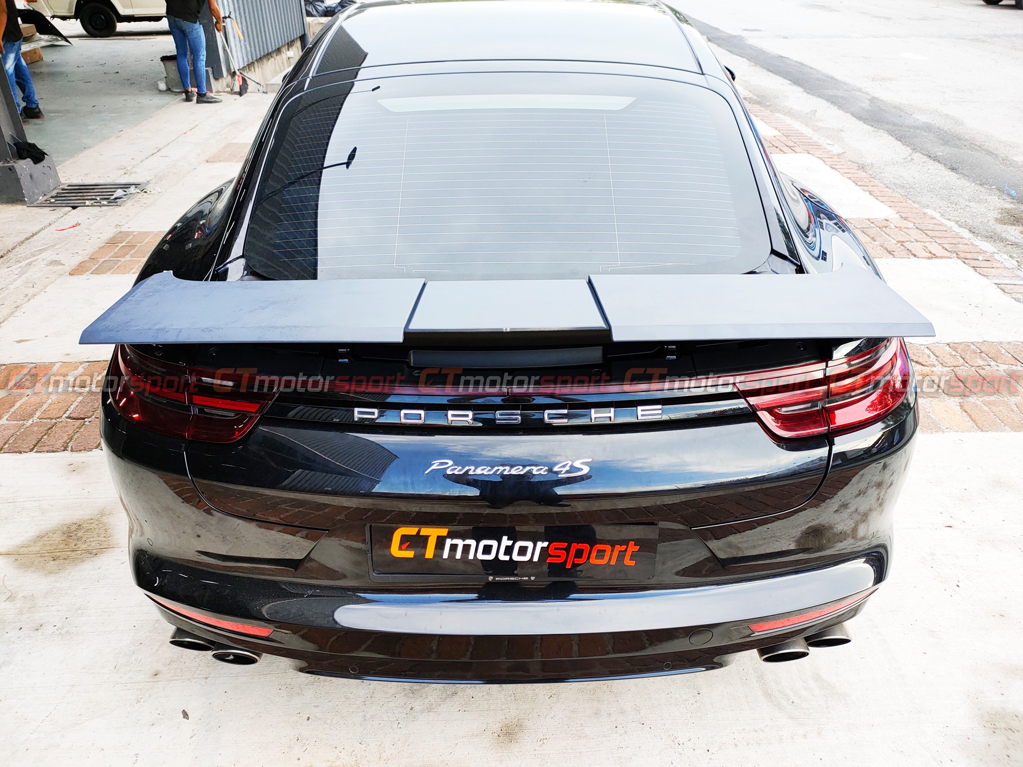 Porsche Panamera 4s New Model Installed Auto Rear Boot Spoiler