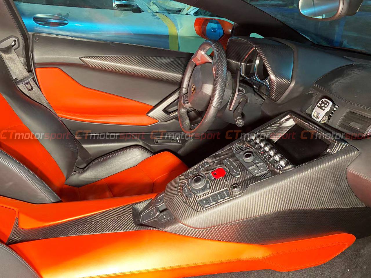 Lamborghini Aventador LP-700 Dry Carbon Fiber Interior Kit