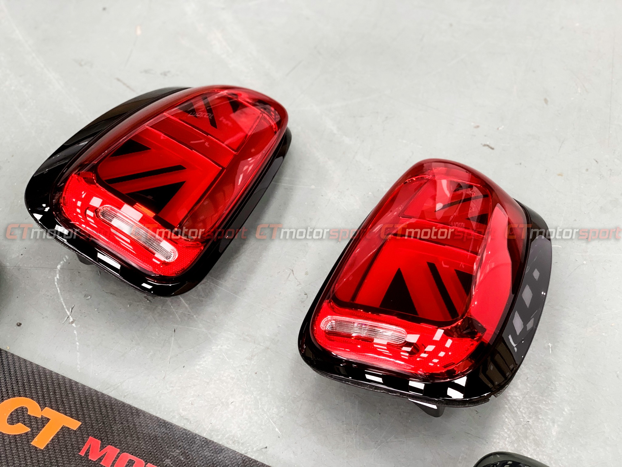 MINI Countryman R60 Installed Union Jack Rear Tail Light