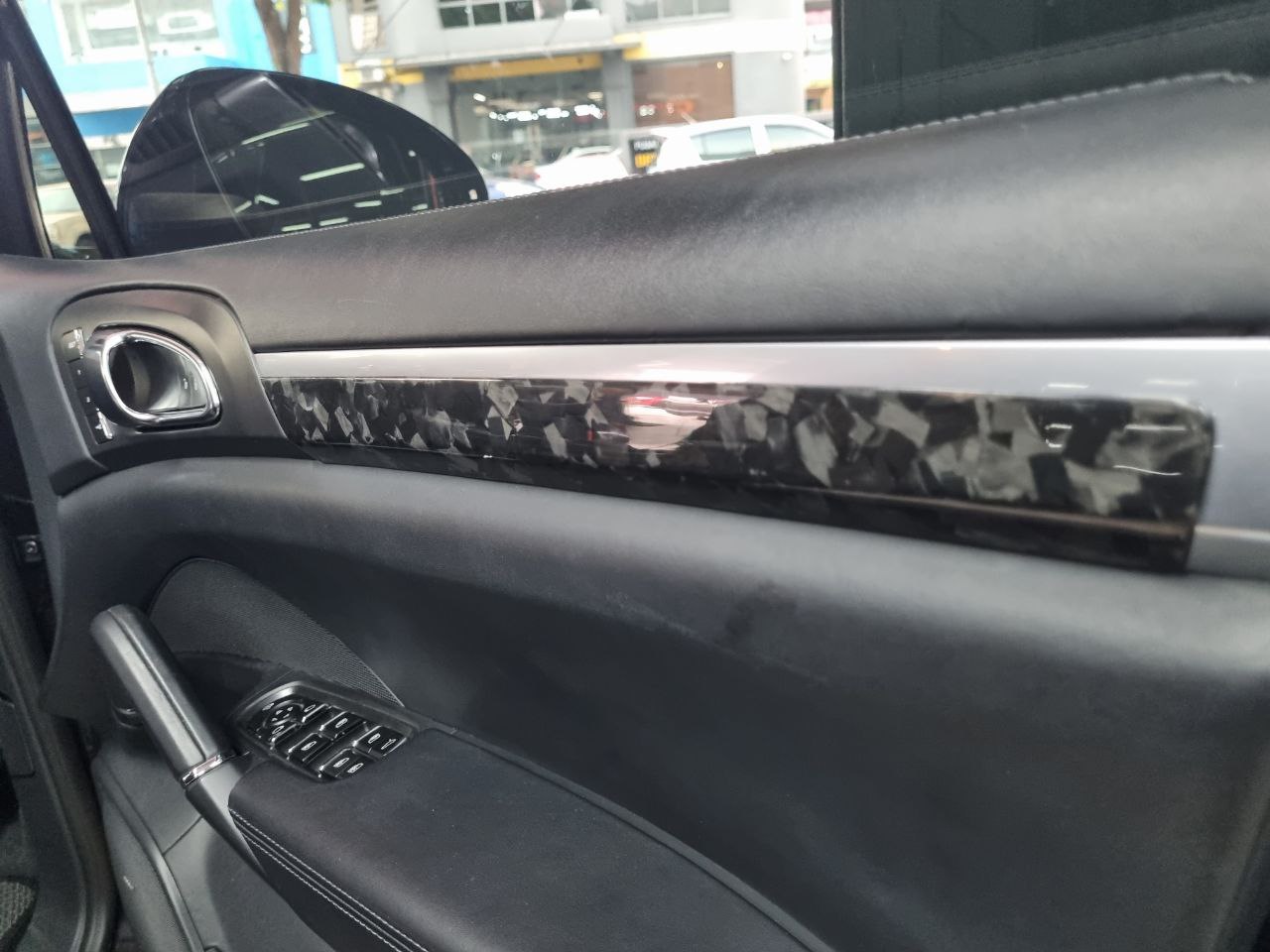Porsche Cayenne Turbo Forged Carbon Inside Door Trim Interior