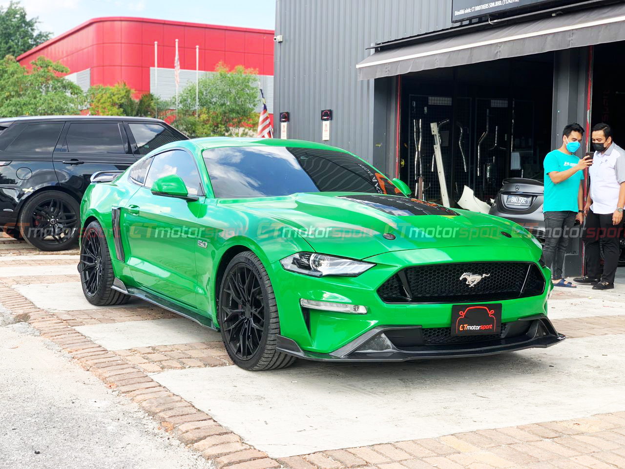 Ford Mustang Facelift 2.3 / 5.0 Installed Front Lip Carbon Fiber