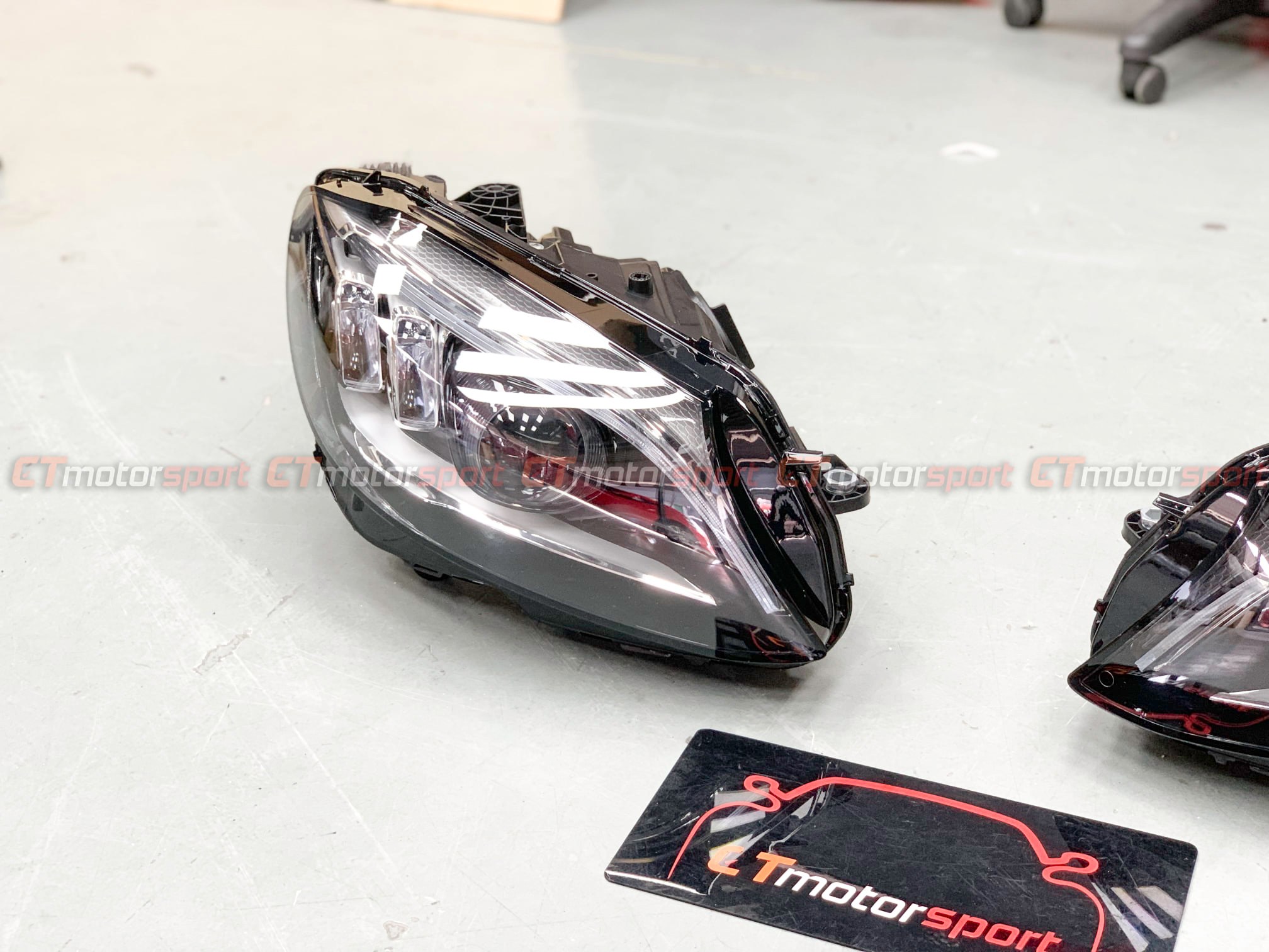 Mercedes Benz C-Class W205 Installed Facelift Projector Head Lamp