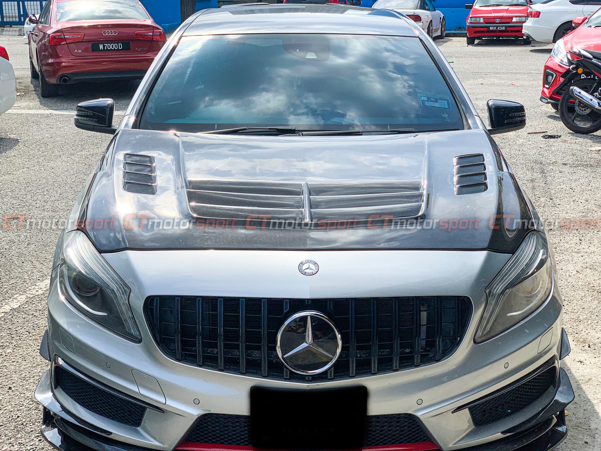 Mercedes A200 A250 A45 W176 A-Class Front Complete Facelift vs Pre-Facelift Kit