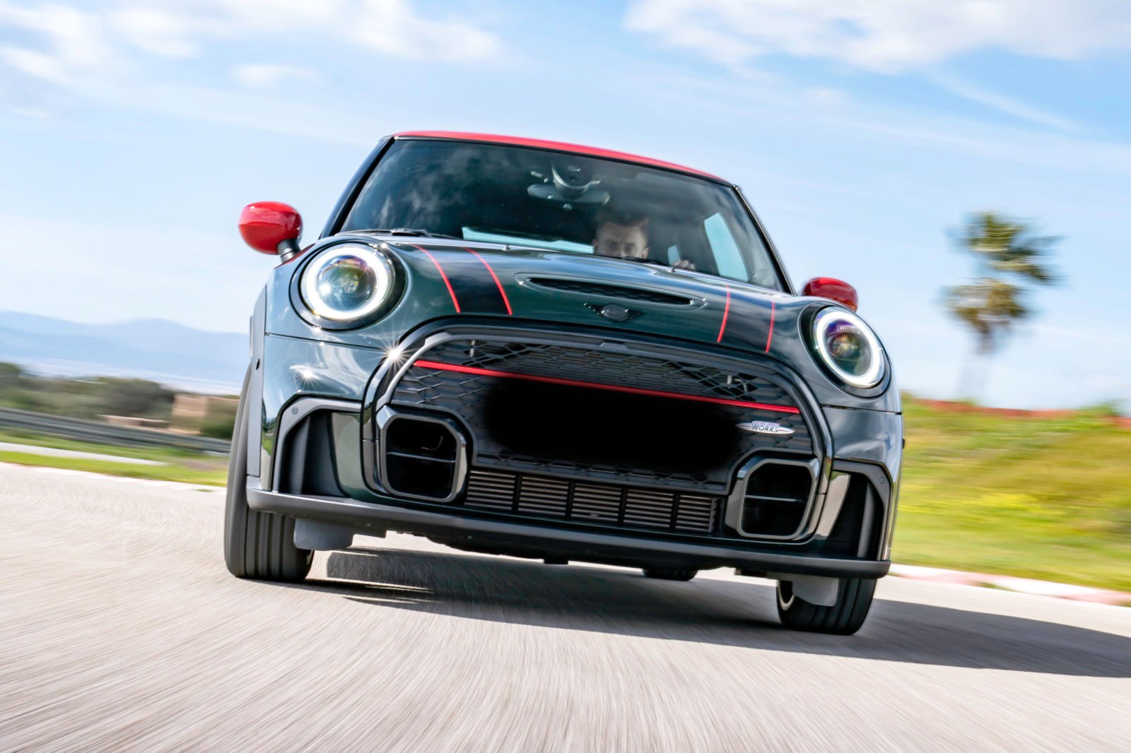 MINI Cooper / Cooper S F56 Installed JCW Facelift Bodykit Set