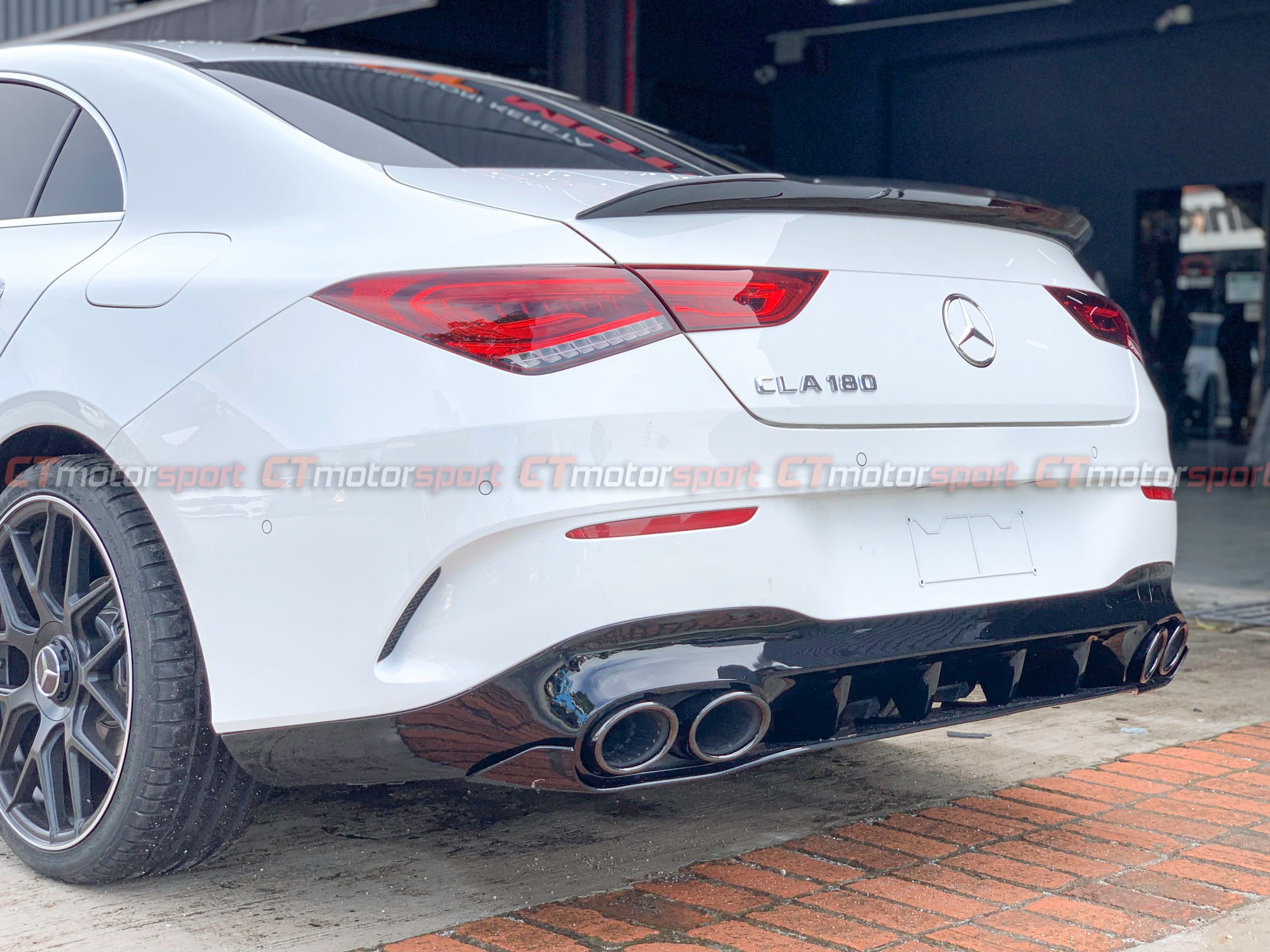 Mercedes-Benz CLA W118 Conversion CLA45S Bodykit
