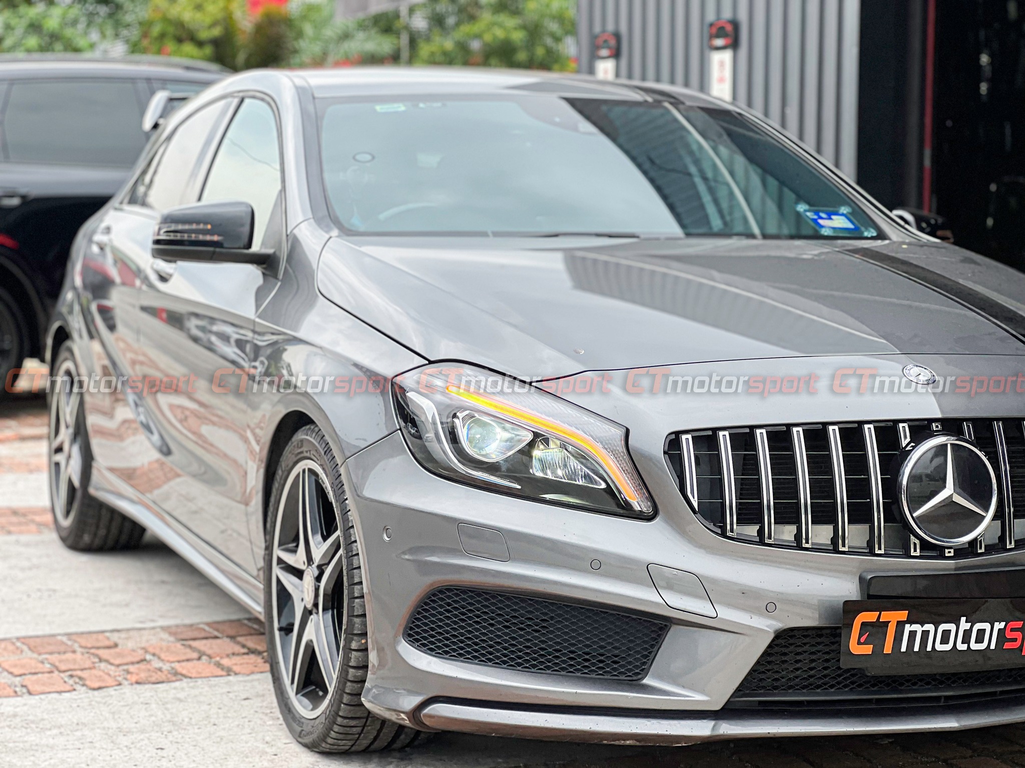 Mercedes A200 A250 A45 W176 Facelift Headlamp