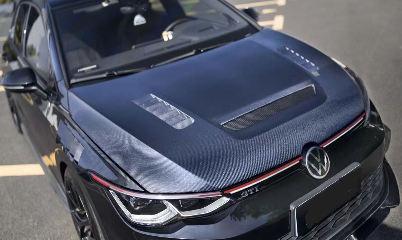 Volkswagen Golf GTI MK8 Dry Carbon kit