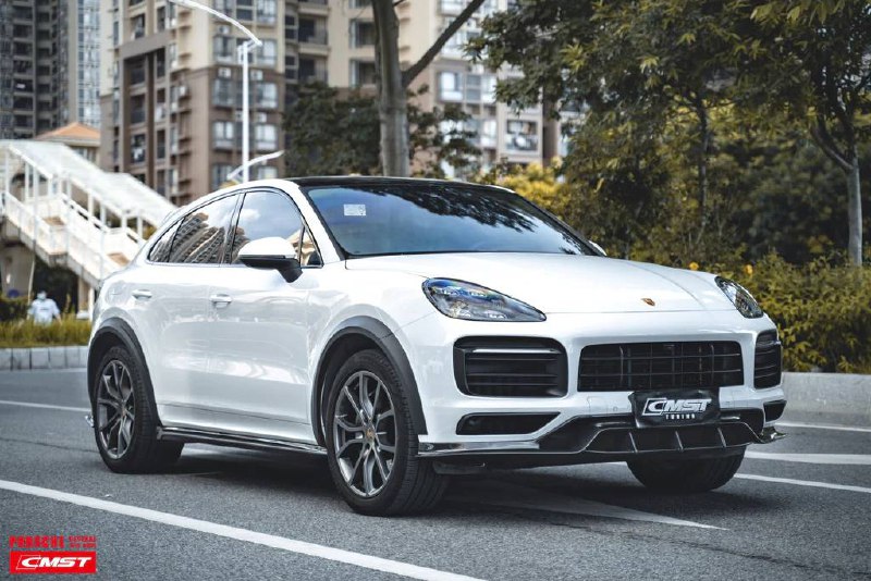 Porsche Cayenne Coupe 9Y0 CMST AeroKit Carbon 2022