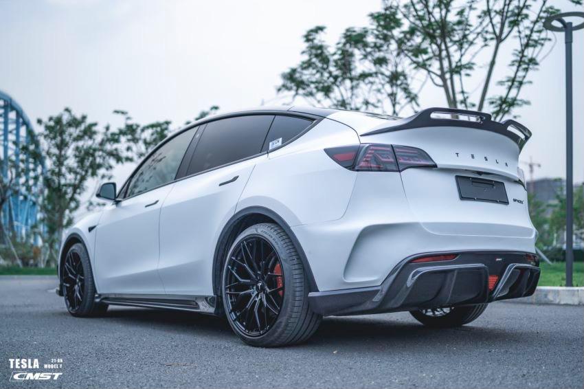 Tesla Model Y CMST Aero Kit Carbon