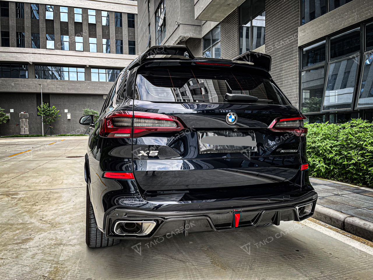 BMW G05 X5 TAKD Dry Carbon Front Lip Kit Set