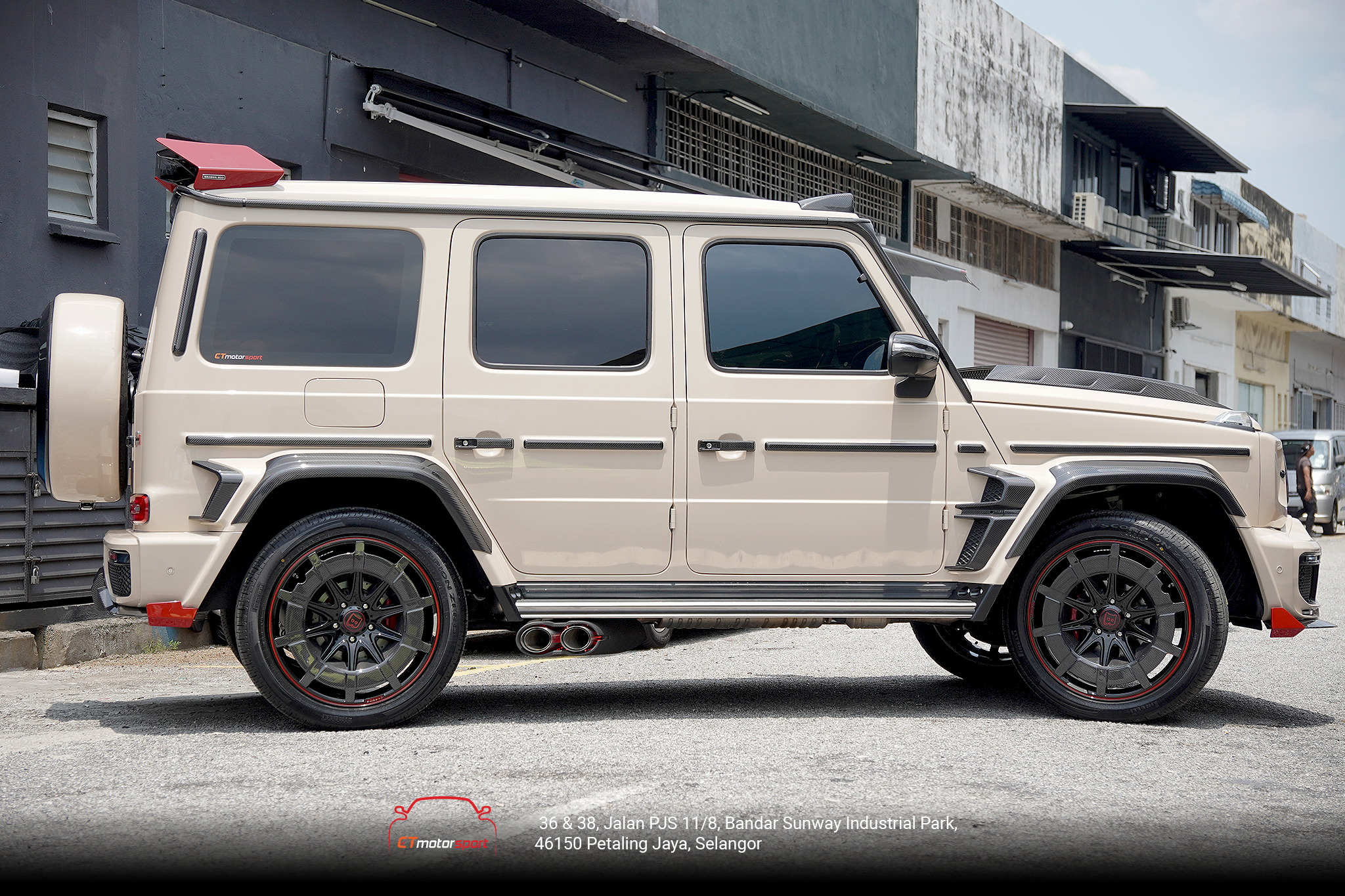 Mercedes W464 Conversion G800 1-1 Brabus Bodykit