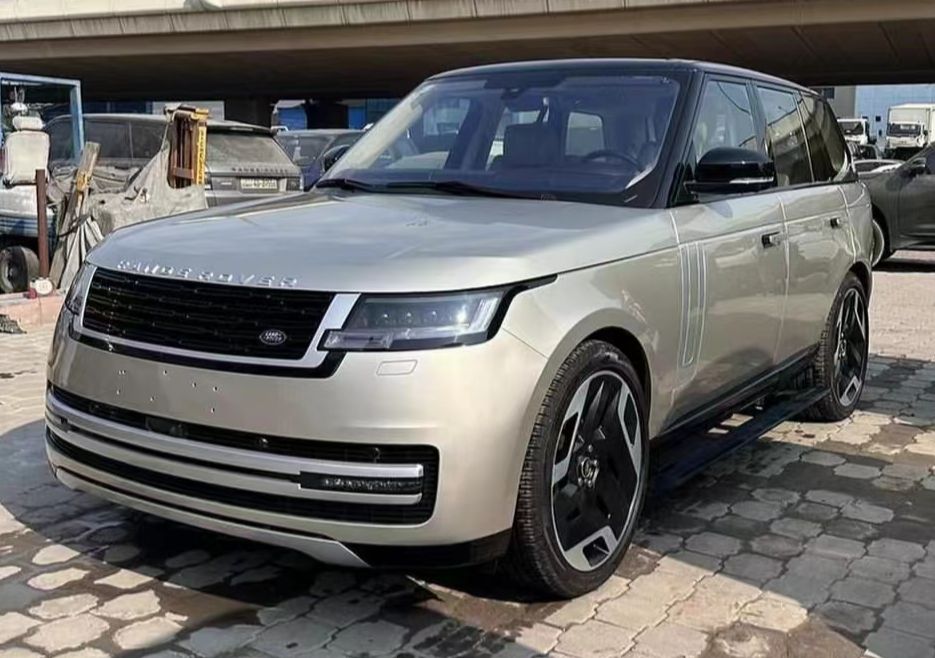 Range rover vogue 2013-2017 convert range rover vogue 2023 autobiography look