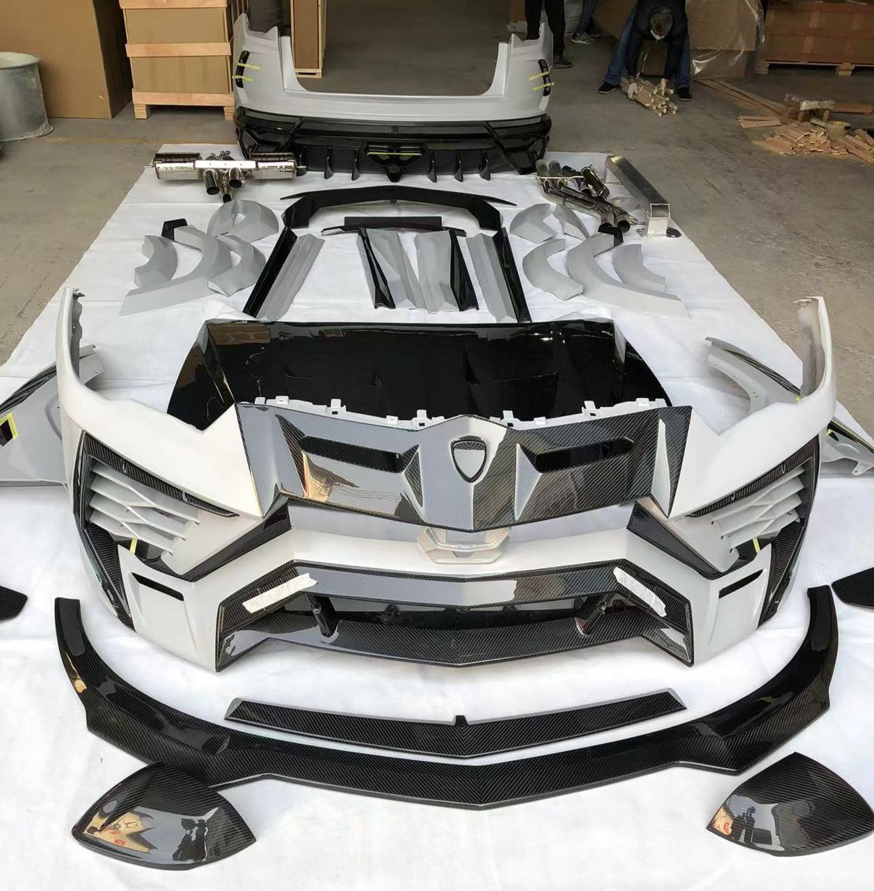 Lamborghini Urus Mansory Bodykit Dry Carbon (2nd generation)