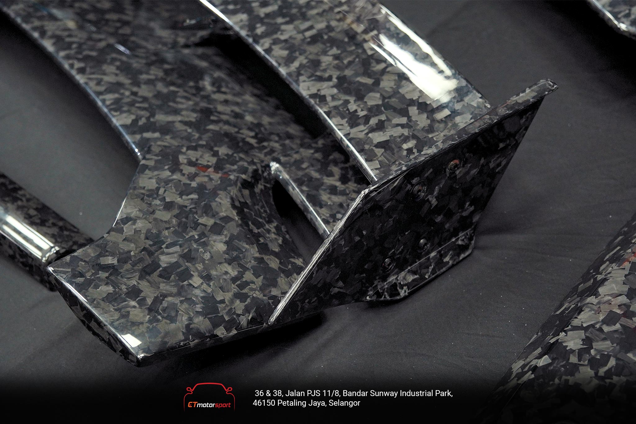 Lamborghini Urus Conversion Venatus S Forge Carbon Fiber Front To Back with Forge Rims Bodykit