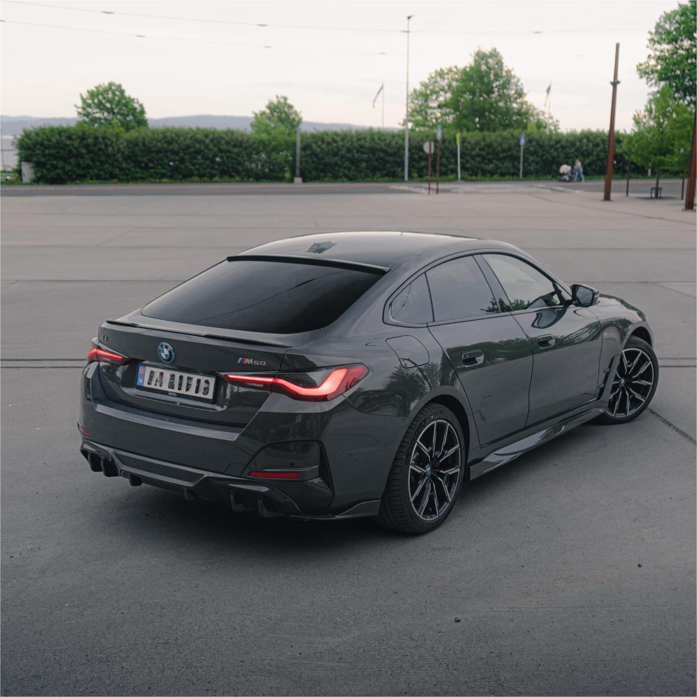 BMW i4 G26 BEV SQ Style Carbon Fiber