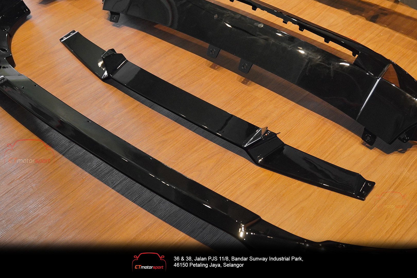 BMW X7 G07 LCI UPGRADE M SPORT BODYKIT WITH M PERFORMANCE KIT GLOSS BLACK