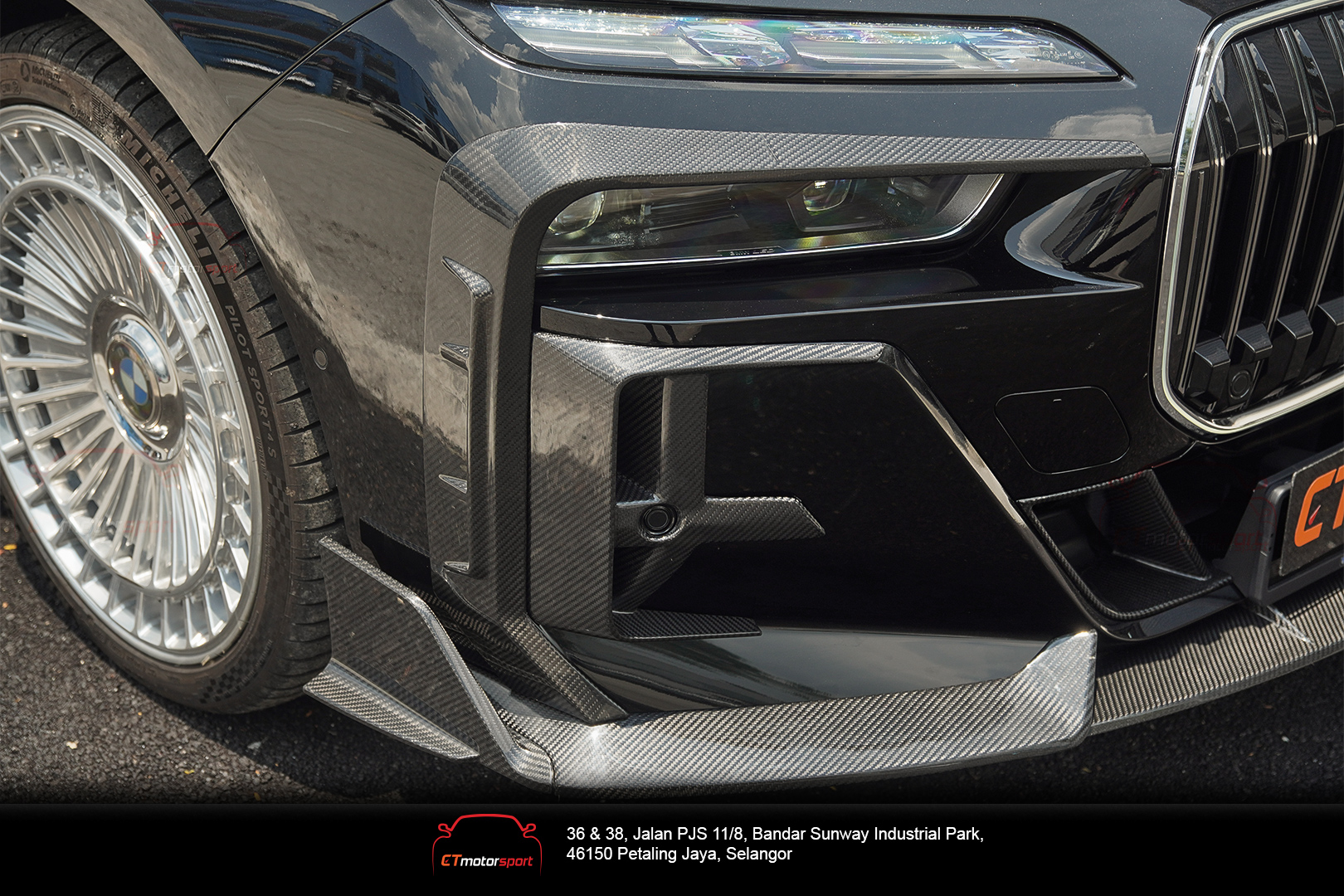 BMW G70 i7 Mansory Aerokit Carbon Fiber