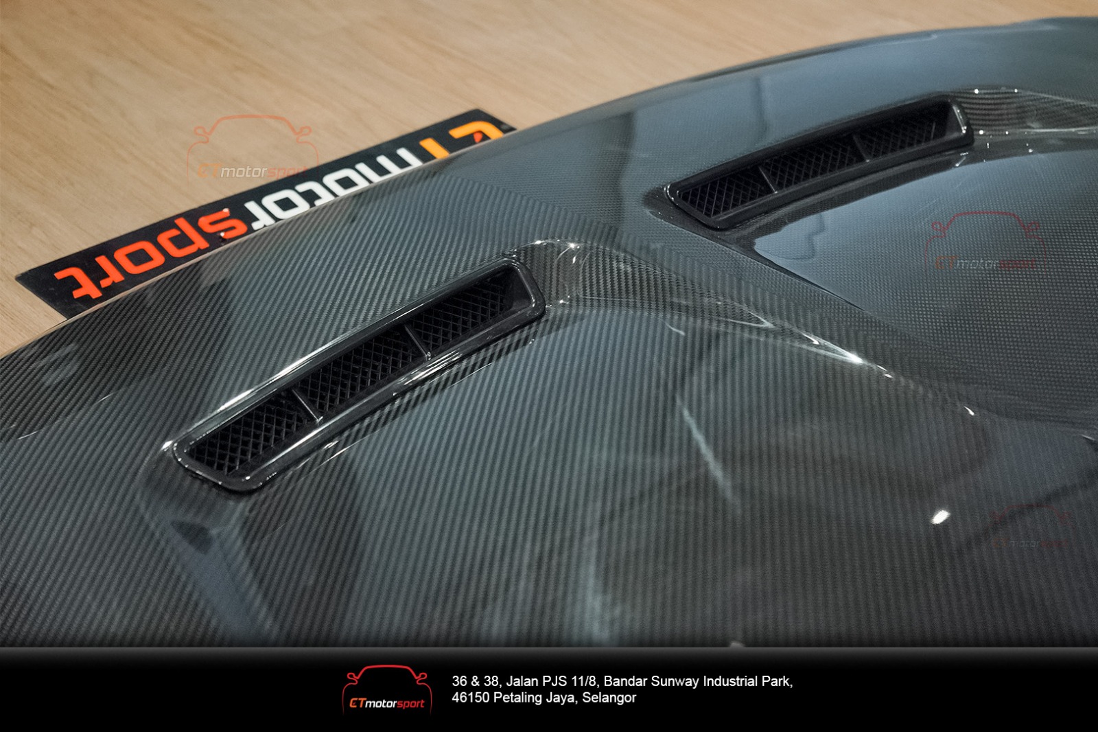 Range Rover Sport SVR Front Hood Bonnet DRY Carbon