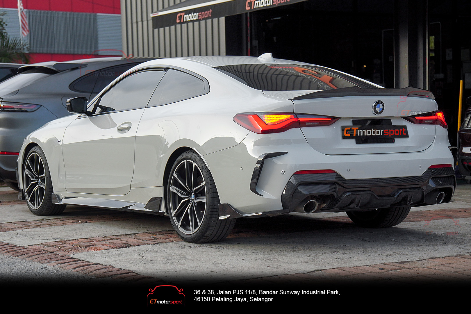 BMW G22 Coupe 4 Series SOOQOO Side Skirt Lip L & R DCF