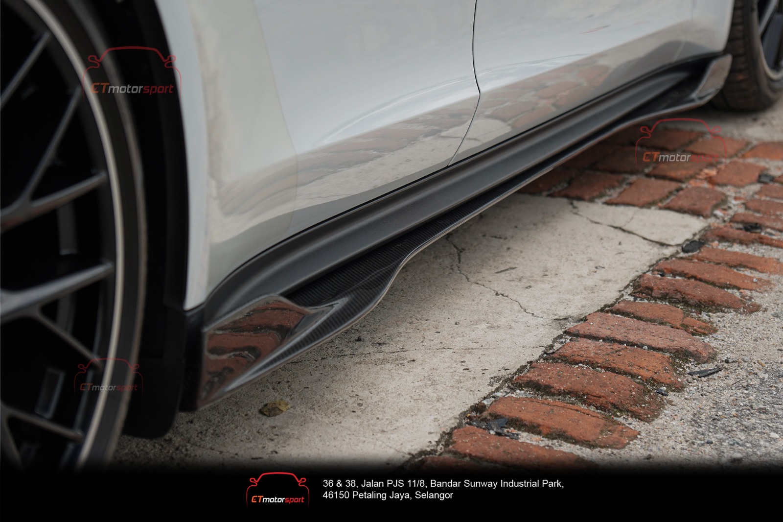 Porsche Panamera Sport Turismo TAKD Side Skirt L/R