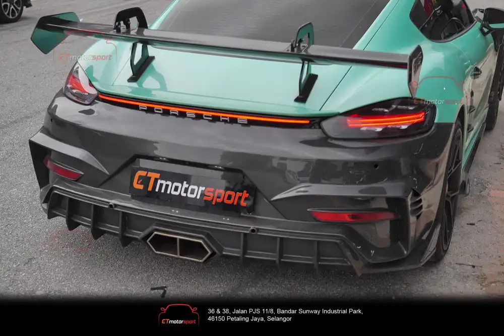 PORSCHE CAYMAN 718 UPGRADE TAKD GT4RS REAR BUMPER STYLE